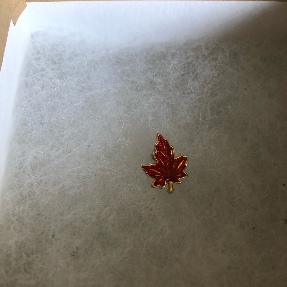 Maple Leaf Earrings - image 3